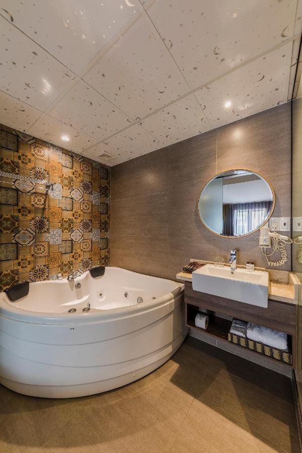 Sunflower Luxury Hotel Πόλη Χο Τσι Μινχ Εξωτερικό φωτογραφία