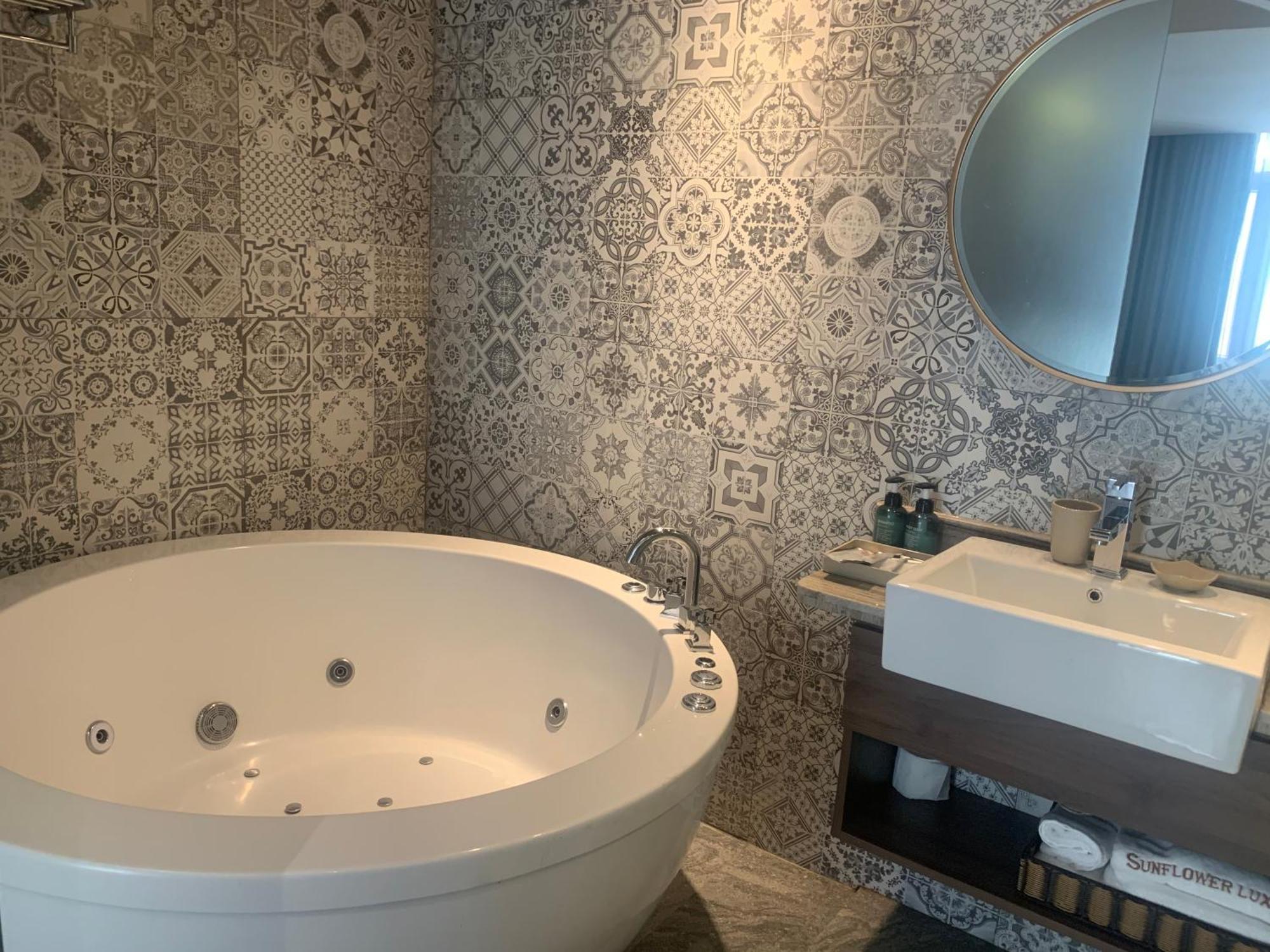 Sunflower Luxury Hotel Πόλη Χο Τσι Μινχ Εξωτερικό φωτογραφία